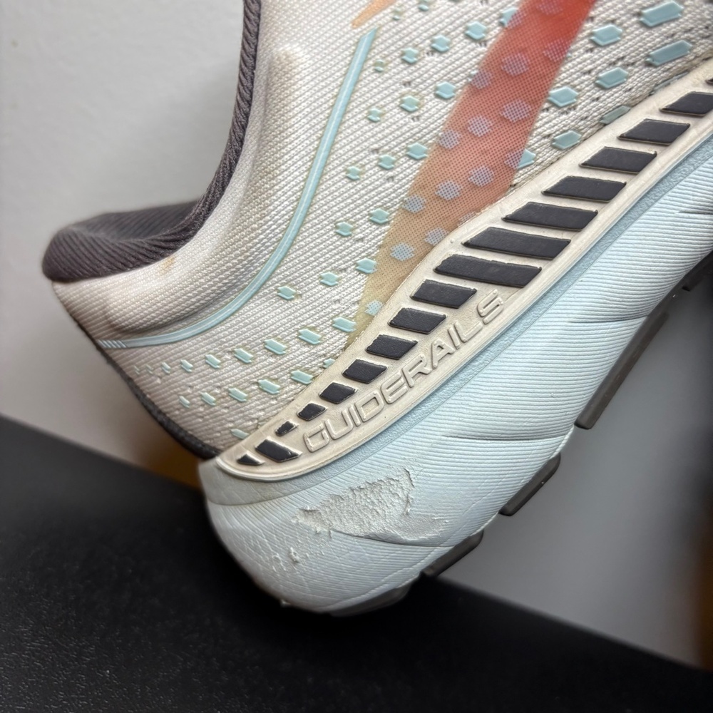 Brooks Adrenaline GTS 21 Running Sneakers Womens Size 8 White Blue Gray - Picture 7 of 9